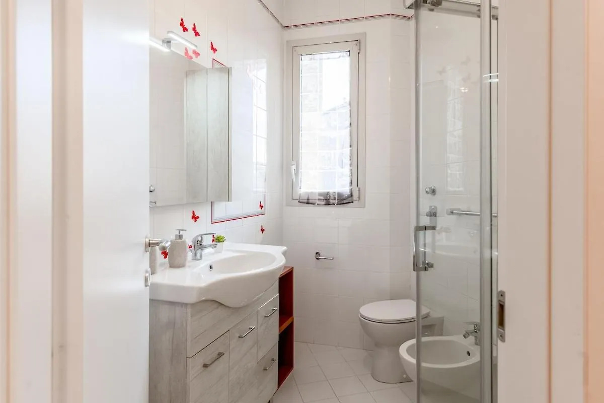 Corso Buenos Aires House Loreto - Pasteur M1 M2 Милан 0*,